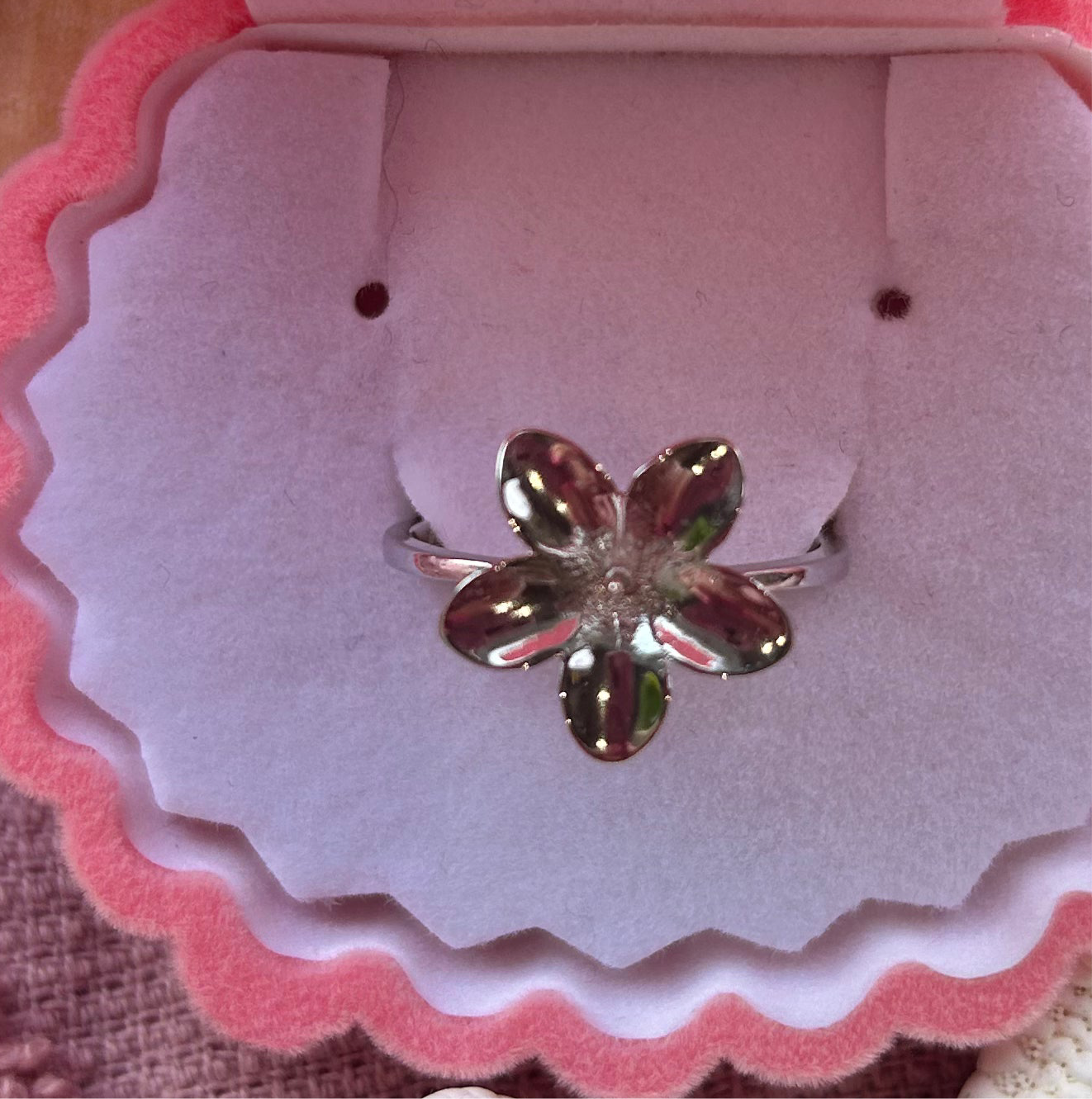 Size 6 sterling silver flower ring