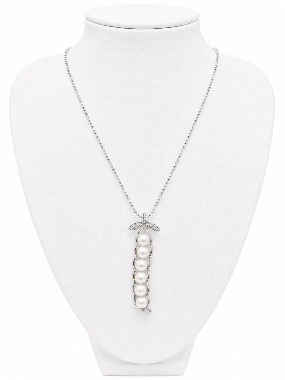 Silver plated Pearl Pod necklace