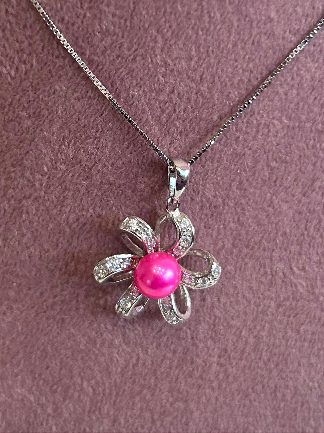Sterling silver cubic zirconia flower mount