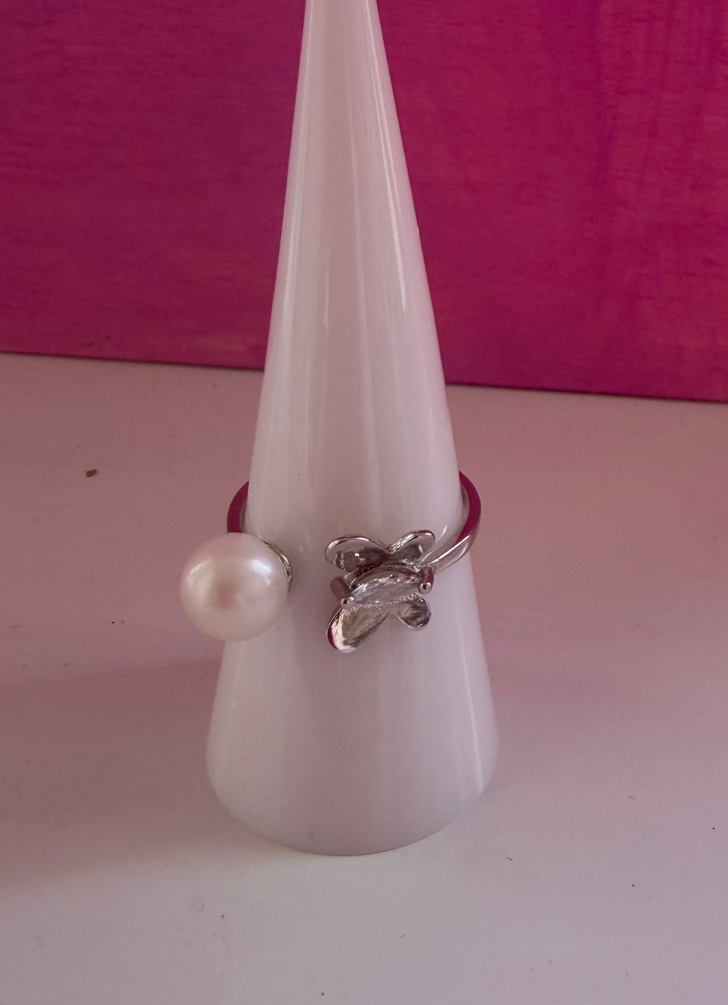 Sterling silver fluttering butterfly ring