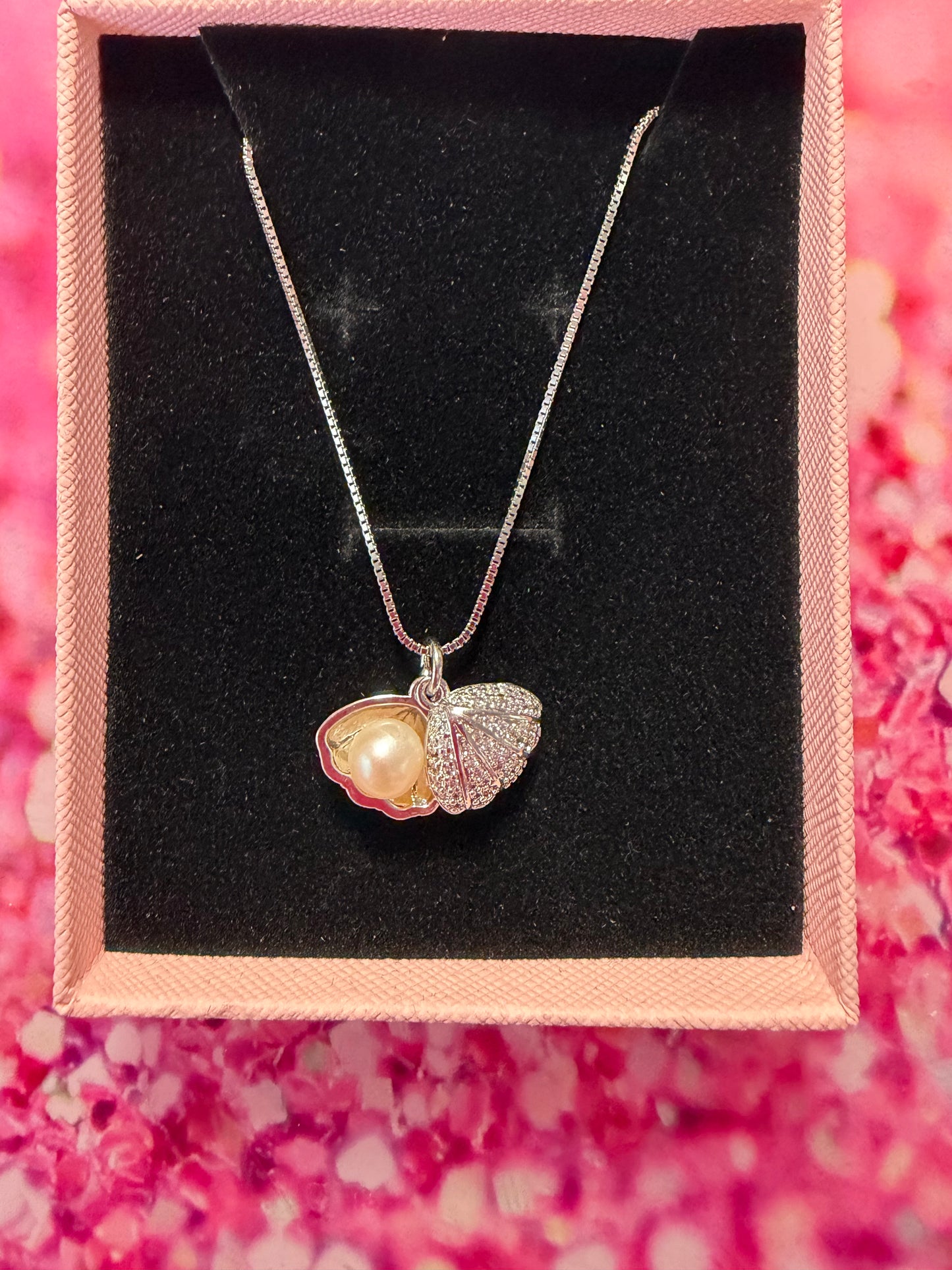 Silver plated oyster pendant