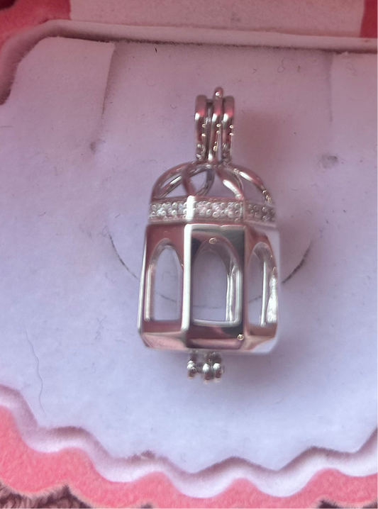 Sterling silver vintage cage pendant