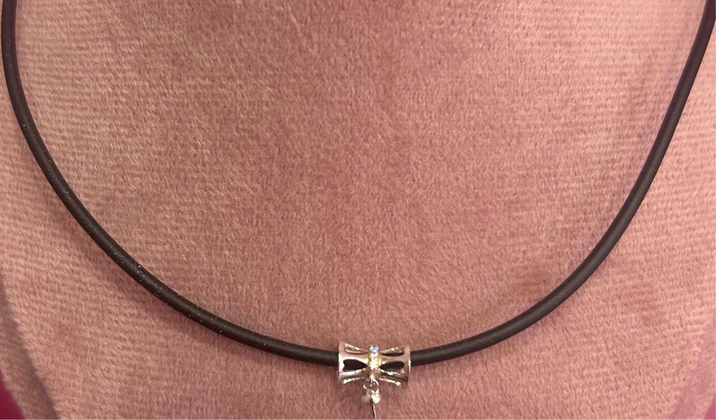 Pearl drop choker with sterling silver mount