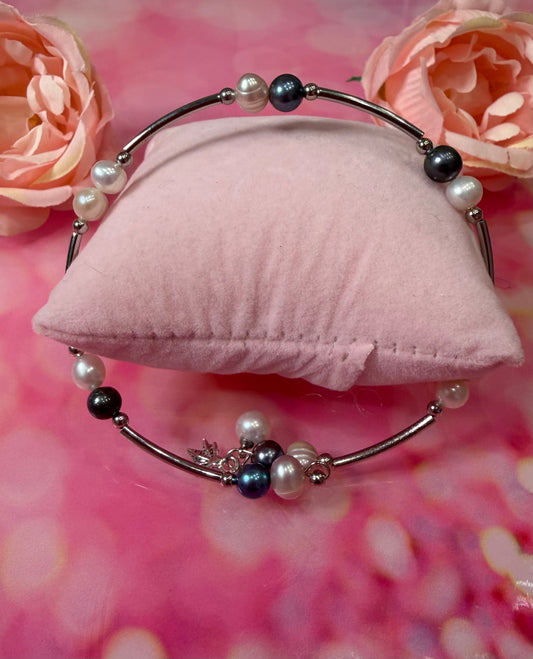 Silver plated fully adjustable potato pearl bracelet