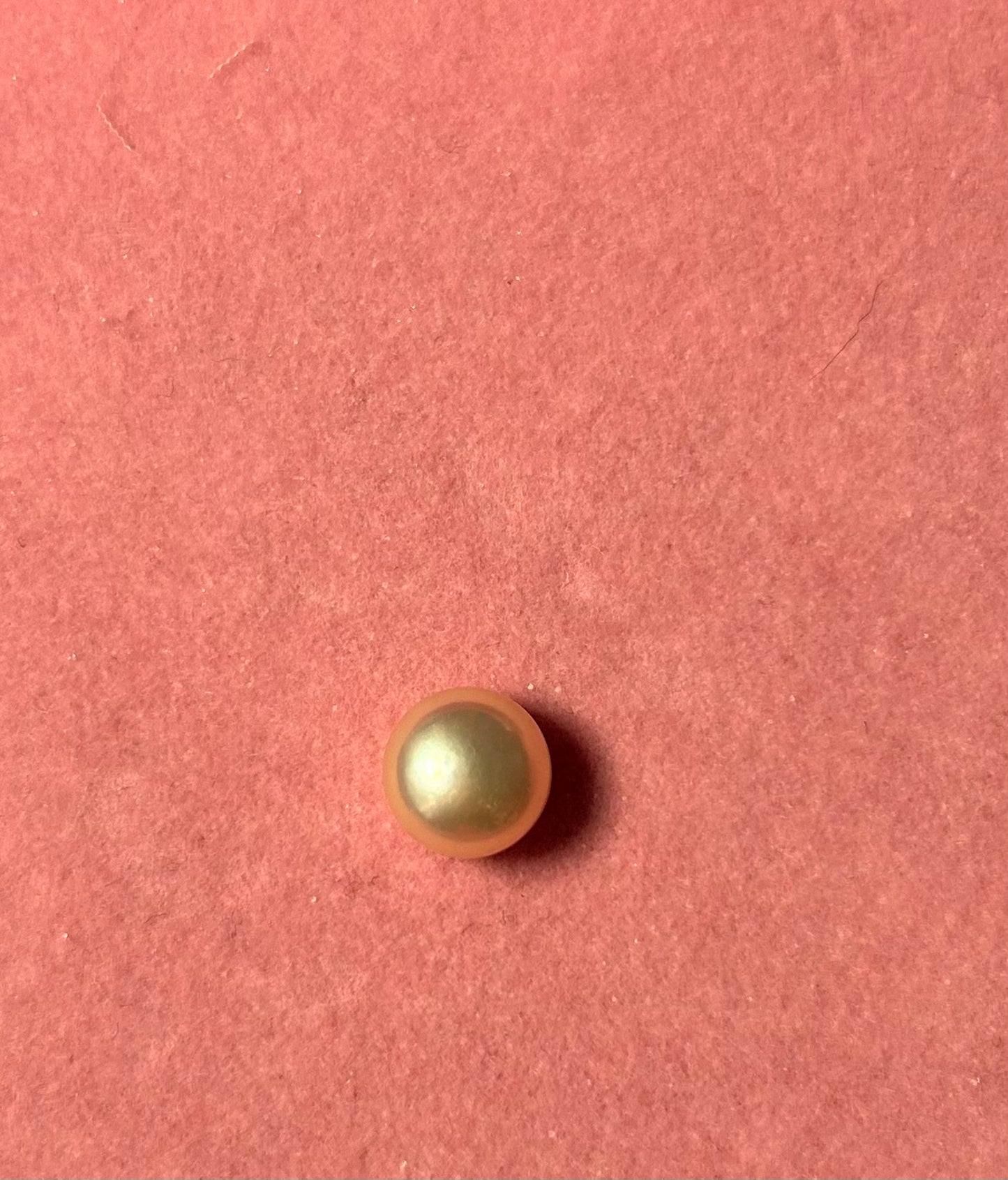 Classic peach/pink 9mm button pearl