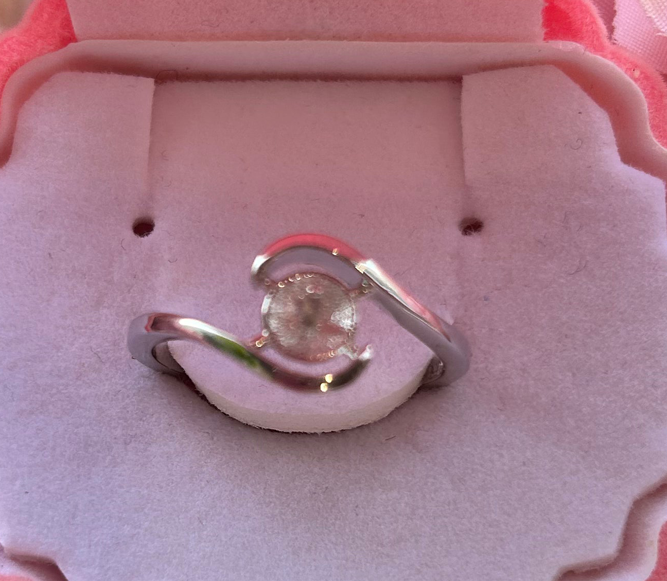 Size 8 sterling silver simple twist ring