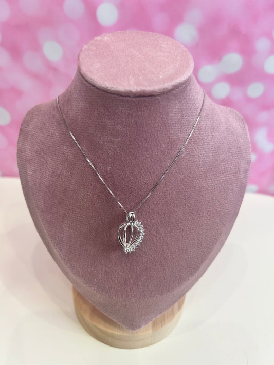 Sterling silver cubic zirconia drop pendant
