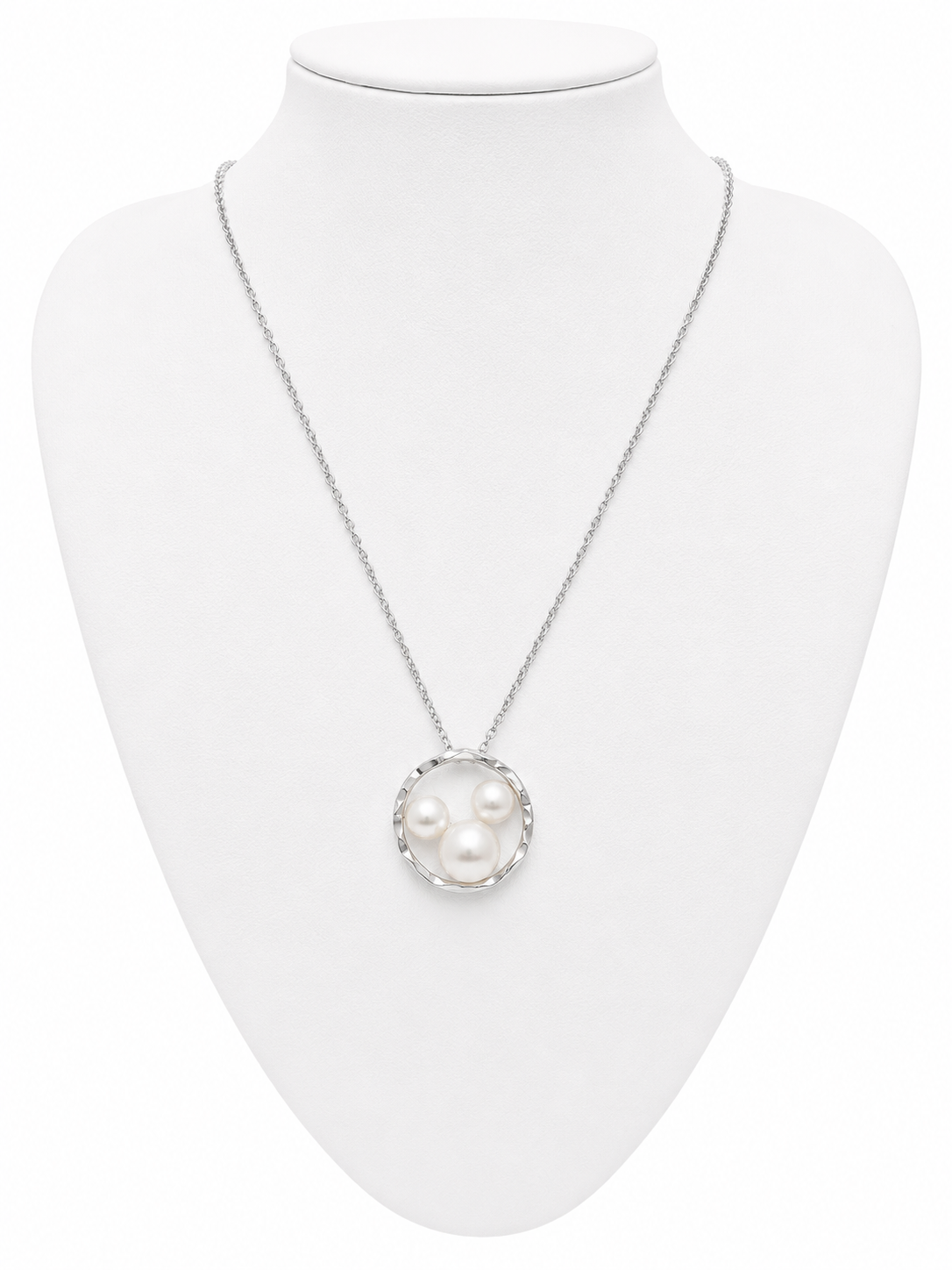 Silver plated M Mouse pearl necklace
