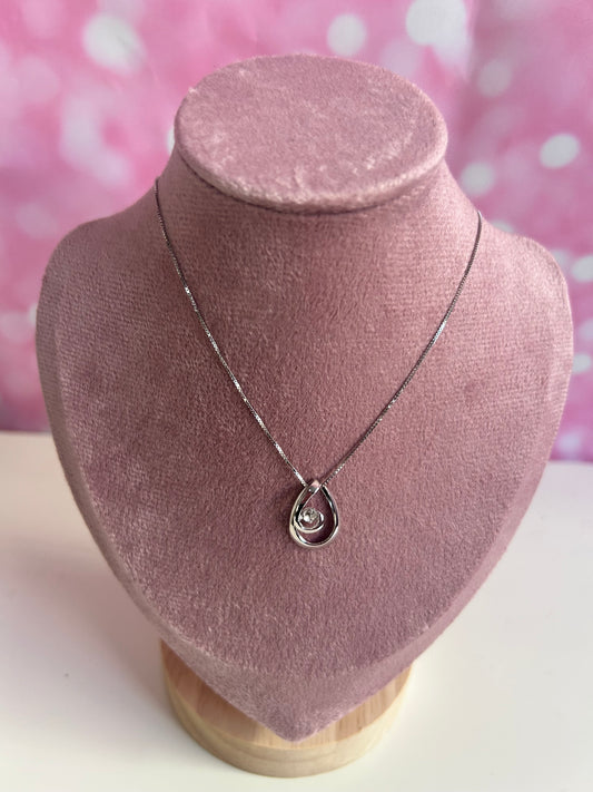 Sterling silver drop pendant