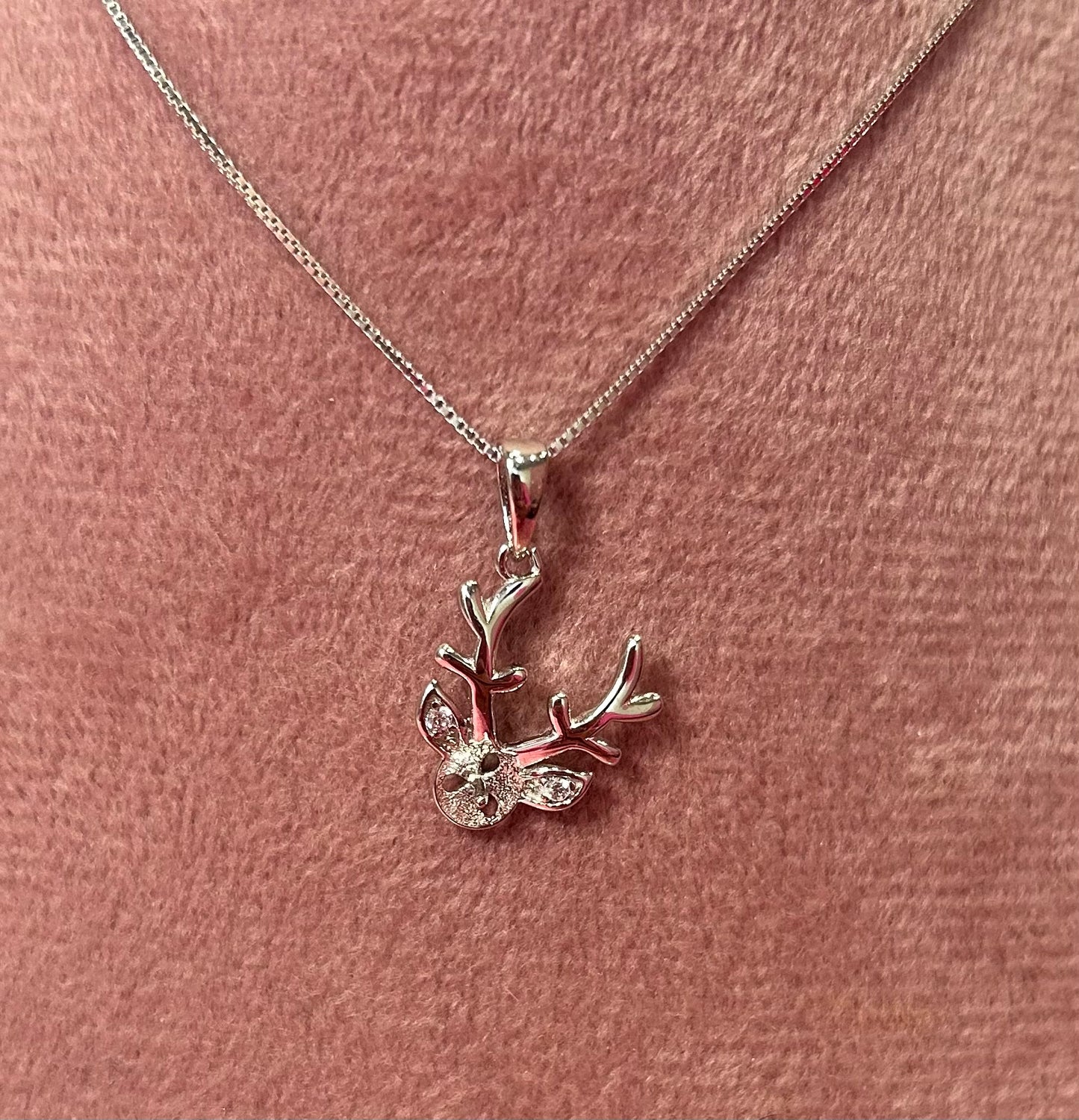 Sterling silver reindeer pendant