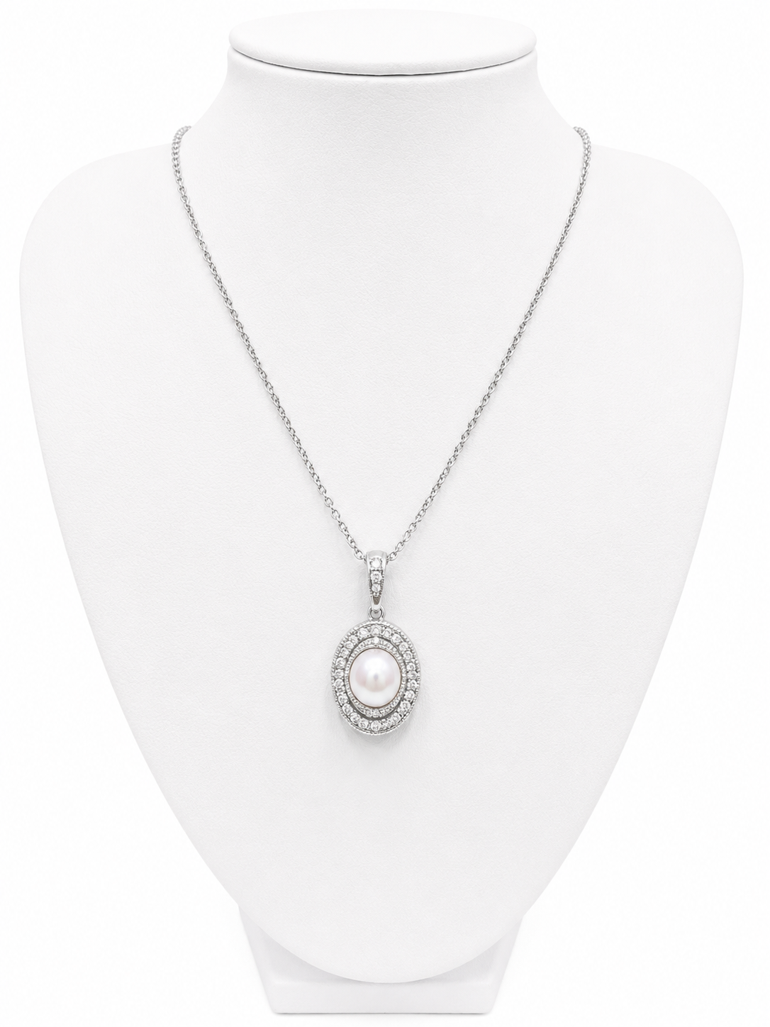Silver plated oval pendant/charm