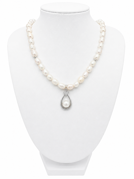 Rice pearl drop necklace