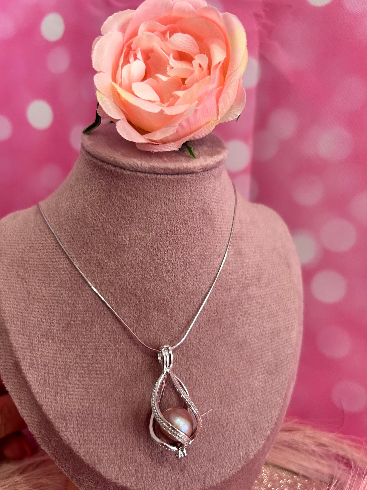 Sterling silver Edison twist cage pendant