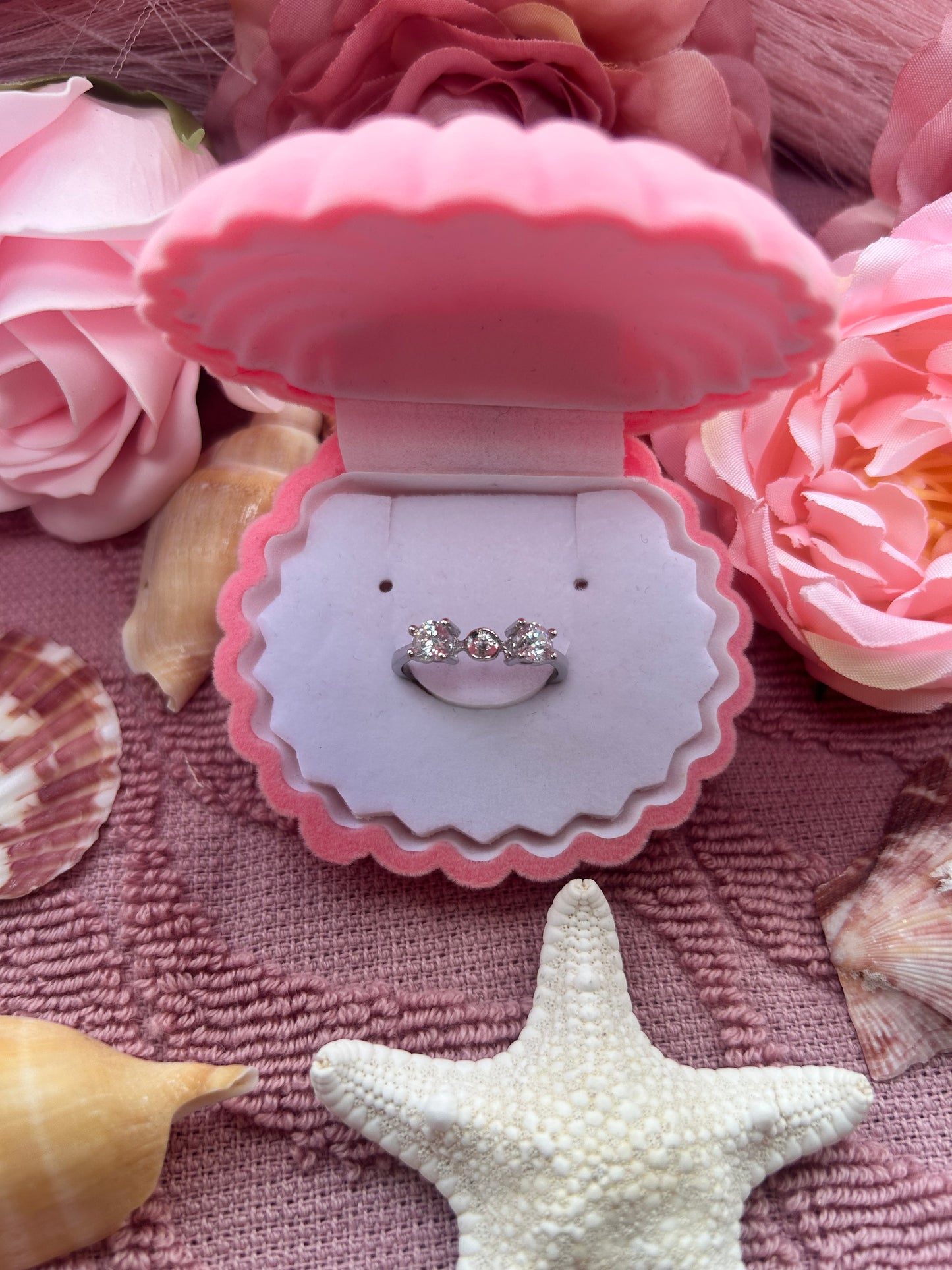 Size 6 sterling silver cubic zirconia ring