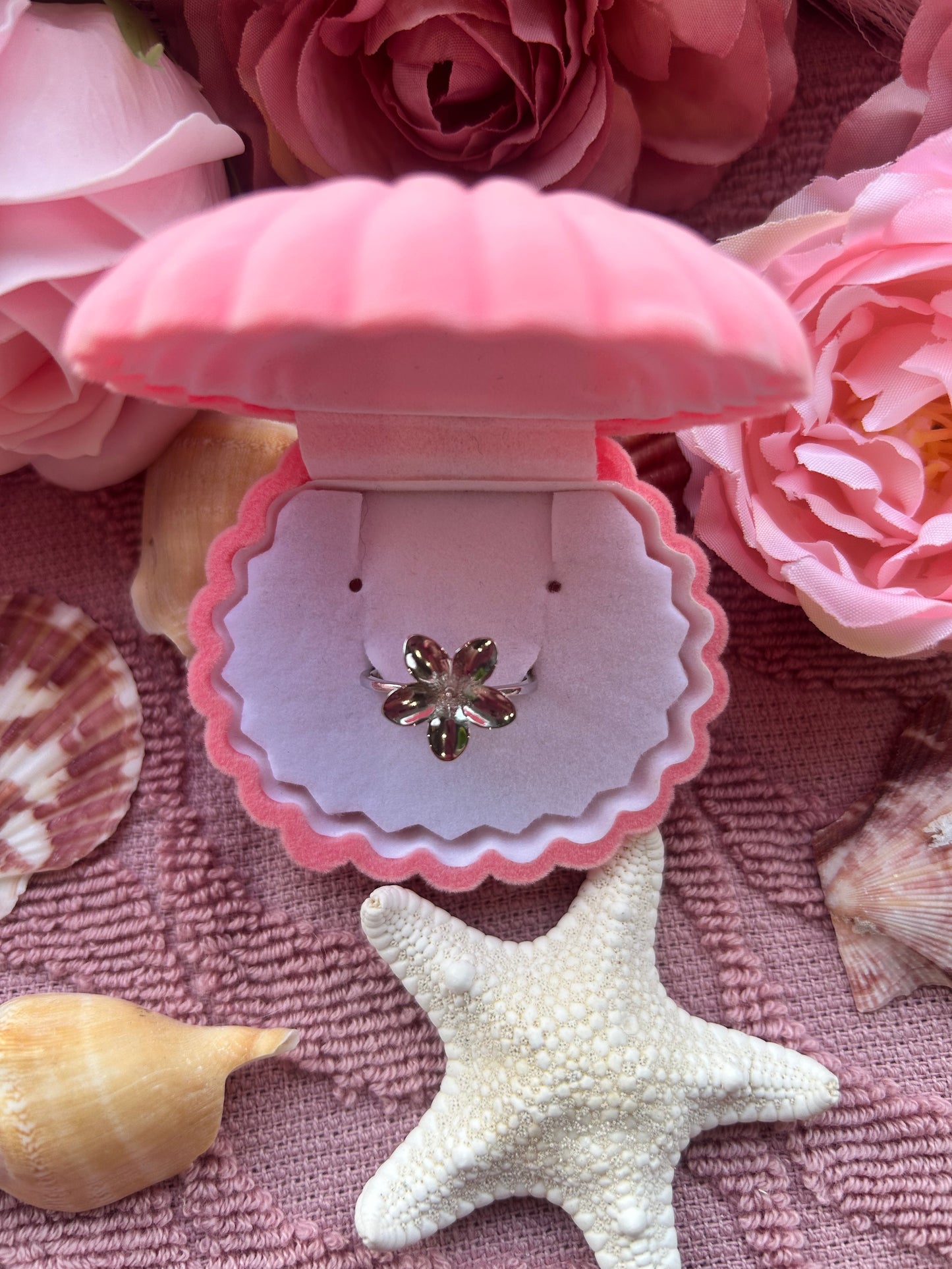Size 6 sterling silver flower ring