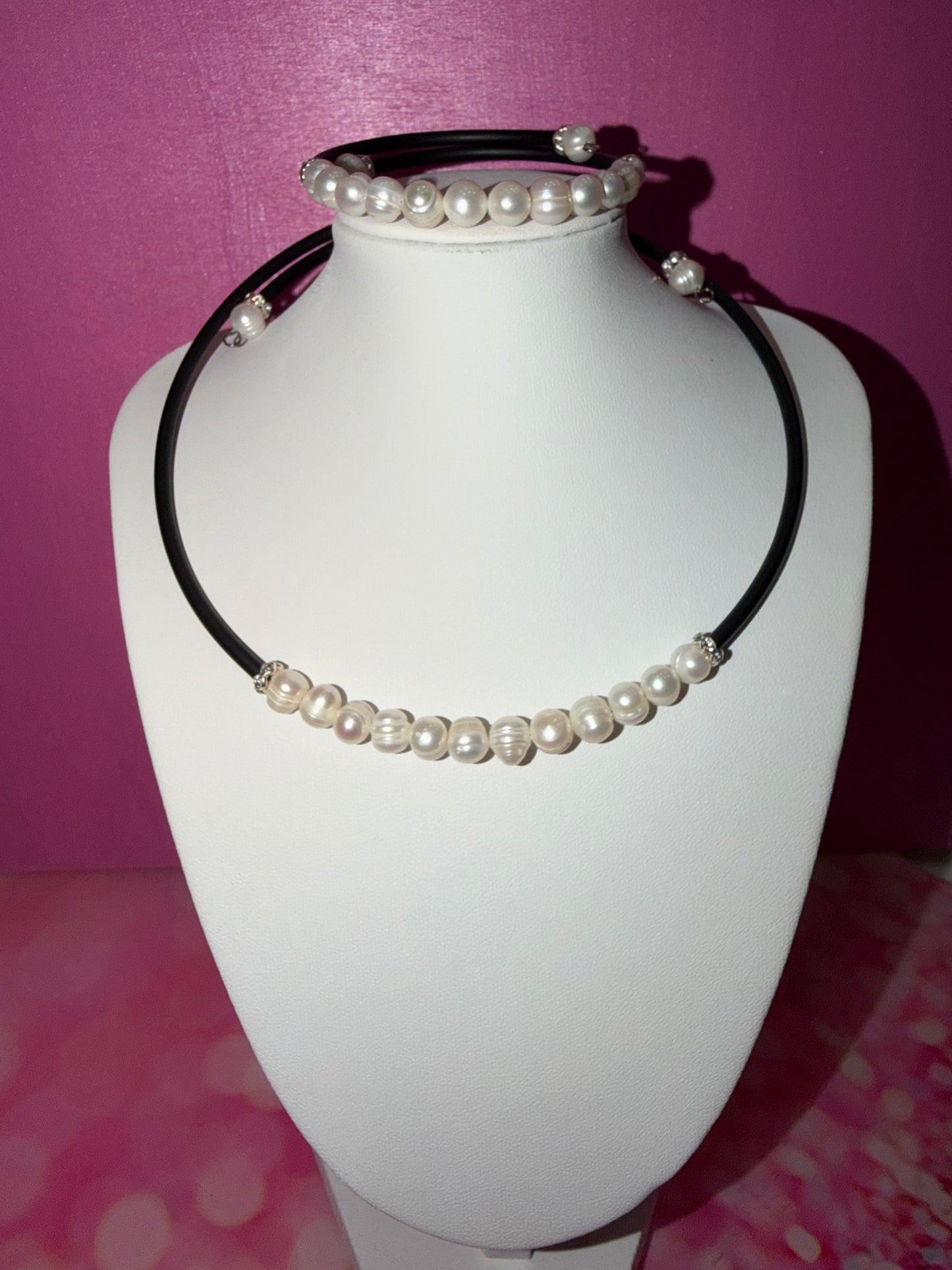 Rice pearl choker and bracelet set