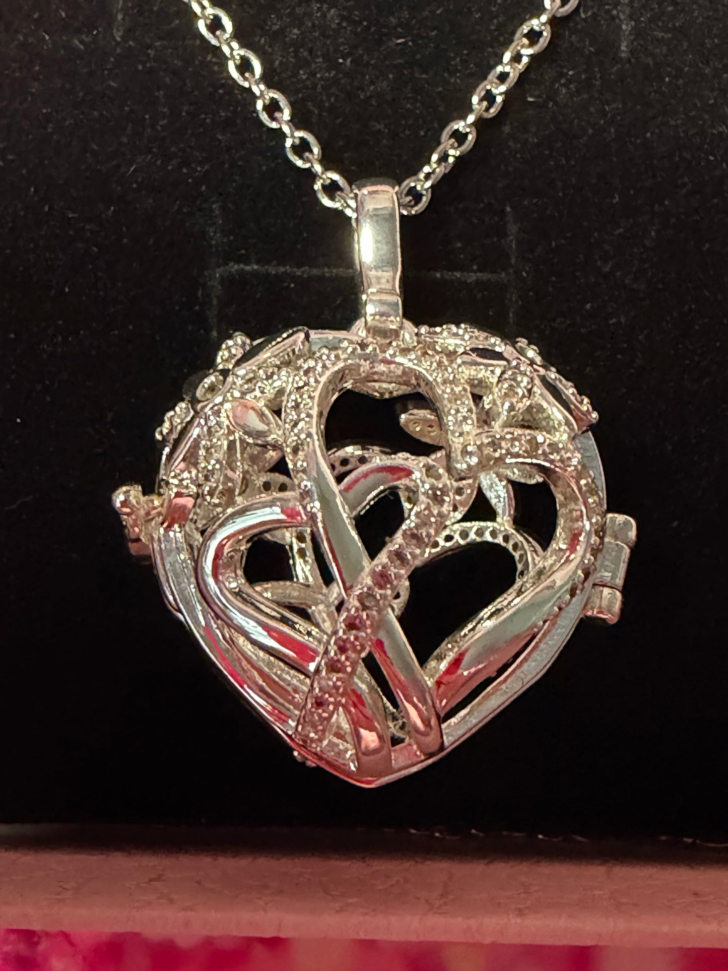 Plated Heart and Flowers Edison Cage Pendant