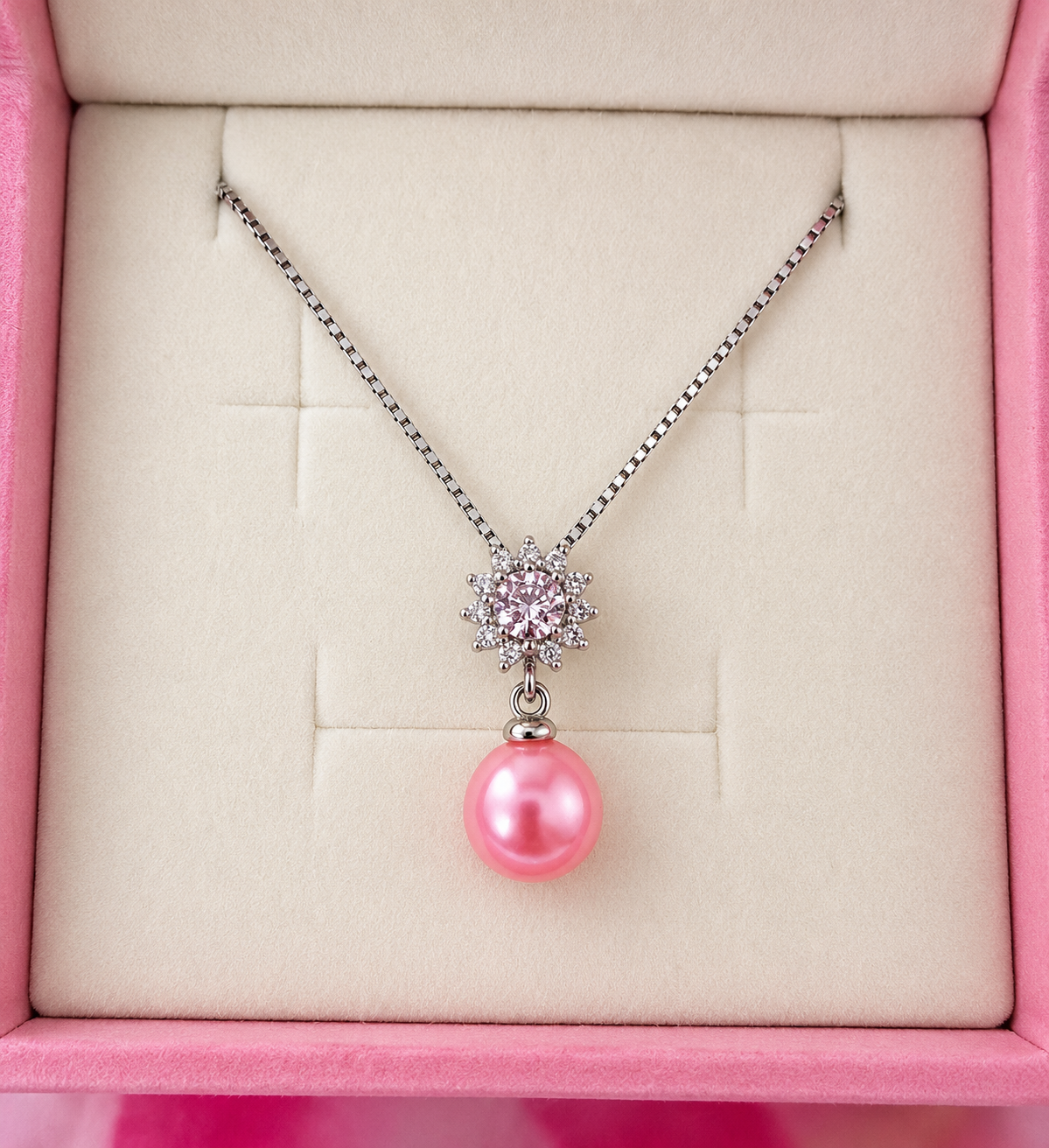 Sterling silver Leonie mounted pendant